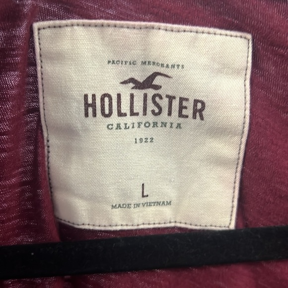 Maroon Hollister 3/4 sleeve - Picture 2 of 5
